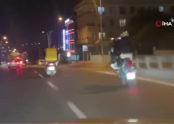 İstanbul’da Tehlikeli Hareketler Yapan Motosiklet Sürücüsüne İkinci Kez Ceza